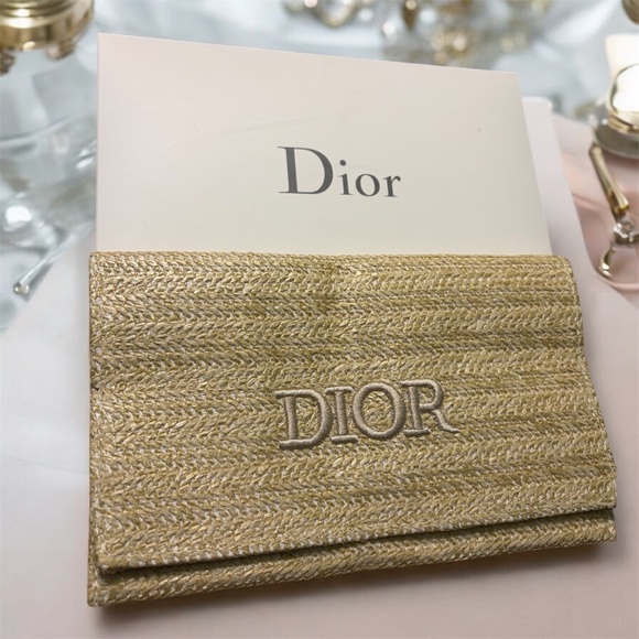 Tan Raffia bagNew - Picture 7 of 7